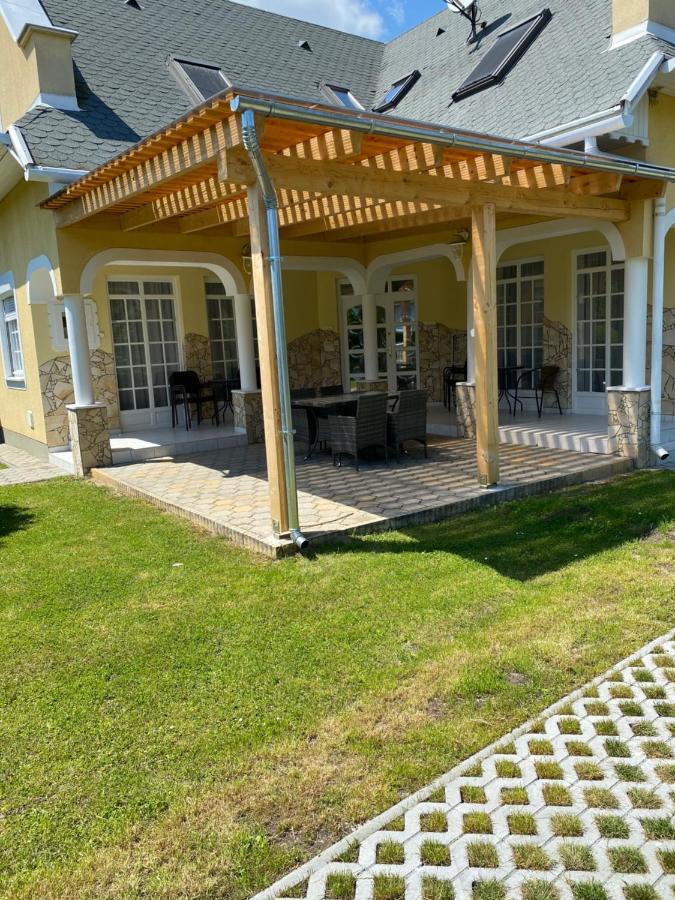 Pacsirta Apartman Lenti Extérieur photo