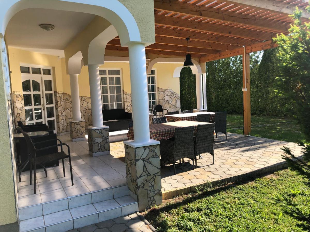 Pacsirta Apartman Lenti Extérieur photo