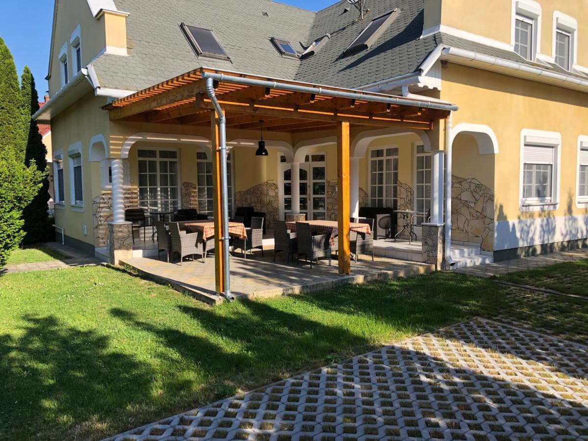 Pacsirta Apartman Lenti Extérieur photo